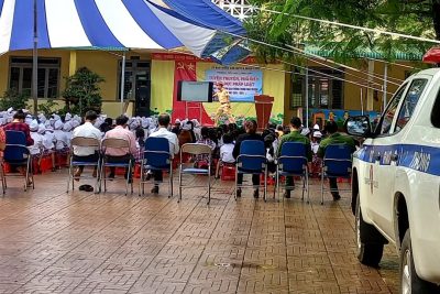 Tuyên truyền, phổ biến giáo dục pháp luật về trật tự ATGT trong nhà trường